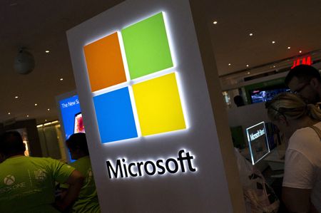 Microsoft in talks to sign on Amazon as customer in $1 billion cloud tools deal – Insider